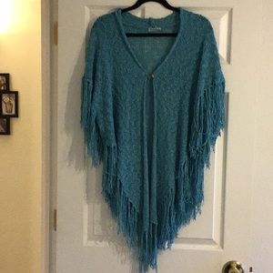 🔥Gorgeous Blue teal shawl with fringe🔥